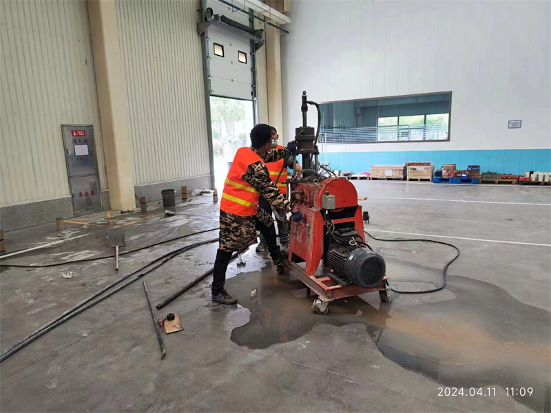 长治厂房地面下沉塌陷注浆加固施工